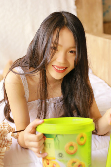恐怖热线之大头怪婴